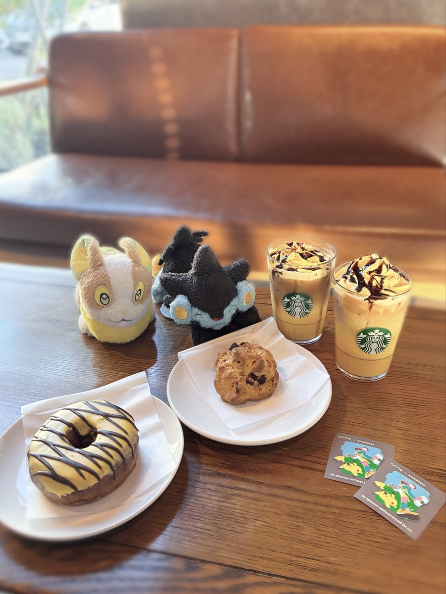 0405rotsam's tweet photo. スタバお友達と行ってきたよん⚡︎
めちゃめちゃ好きな味だったからまた飲みたい〜🥤♡♡ https://t.co/PhSt1rJmLU