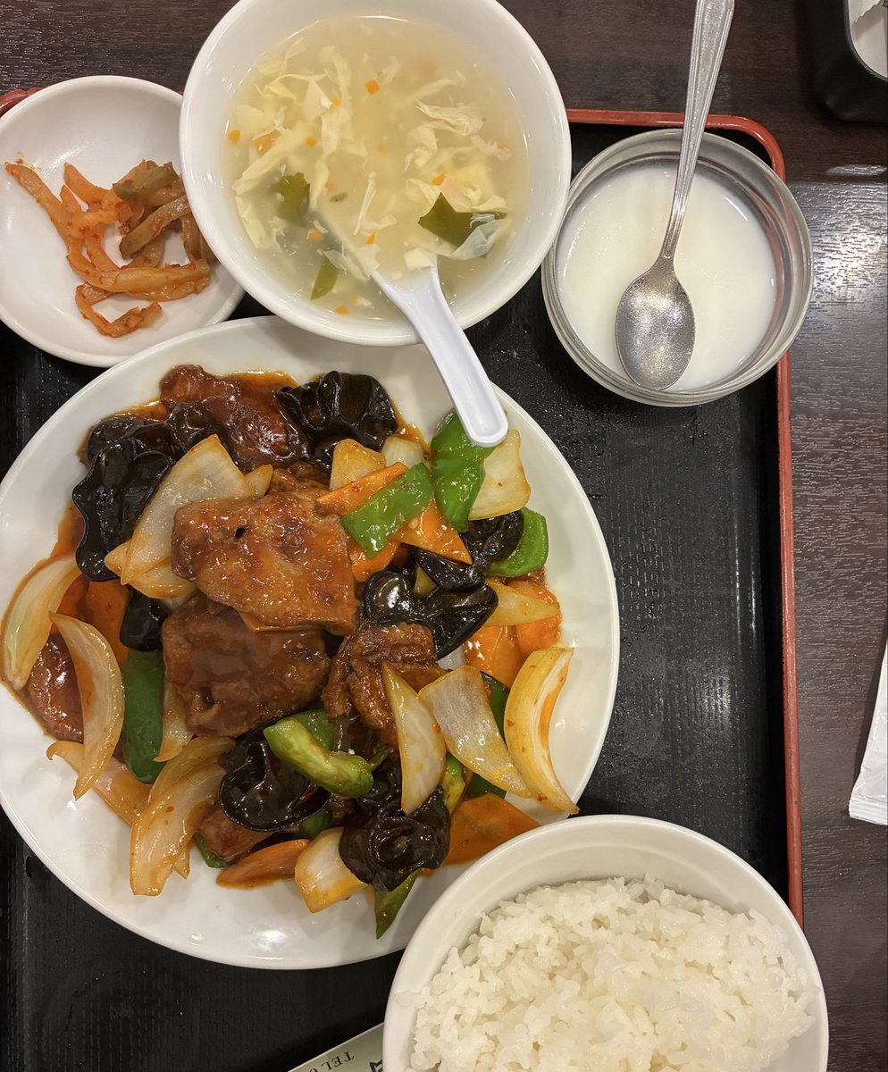 nishidama1's tweet photo. 木曜の夜勤明けラン9キロ。

あまり寝れなかったので、昼は眠かったのですが、夜になって眠気は飛んだので、リフレッシュジョグ🫡

明日もフルパワーで働き、土曜はパークラン予定🗓️

頑張れ俺🍺 https://t.co/MLCpb64zbn
