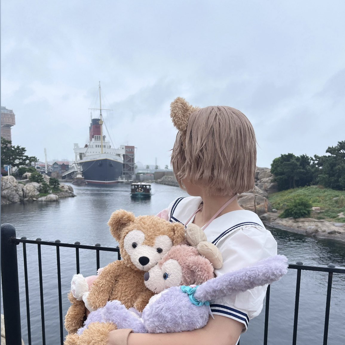 ra__nn00's tweet photo. ⚠︎ 仮装 擬人化　

マイフレンド🎶

#Dハロ仮装2026 

🦊 🐰 🧸🎀で行ったため、🐶 🐢 🐱がいませんT_T https://t.co/gFrp8AY0NV