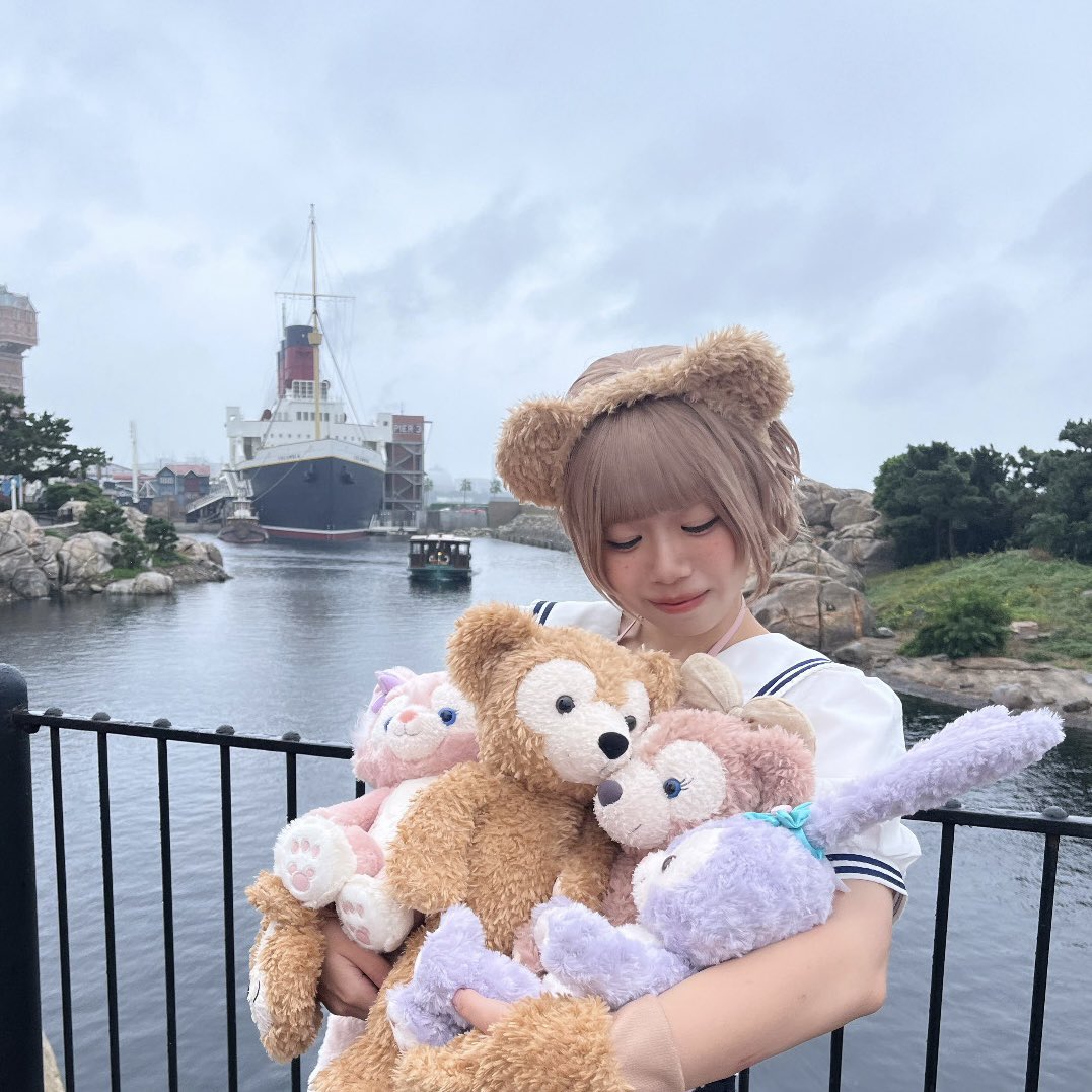 ra__nn00's tweet photo. ⚠︎ 仮装 擬人化　

マイフレンド🎶

#Dハロ仮装2026 

🦊 🐰 🧸🎀で行ったため、🐶 🐢 🐱がいませんT_T https://t.co/gFrp8AY0NV