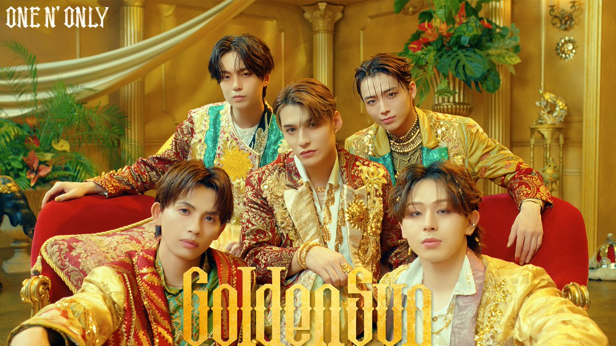 onenonly_tokyo's tweet photo. ＼ 👑☀️ ／

明日10/2(金)21:00に『Golden Sun』Music Videoをプレミア公開⚜️

#ワンエン の"MEGA級"ギラギラエネルギーを日本中にお届けします‼️🔥✨️

公開直後にはインスタライブもします📱

皆さまお楽しみに🐾

プレミア公開はこちら🎥
🔗https://t.co/MHtmKCxz06

#メガアゲゴールデンサン
#ワンエンリリース #ワンエン #ONENONLY