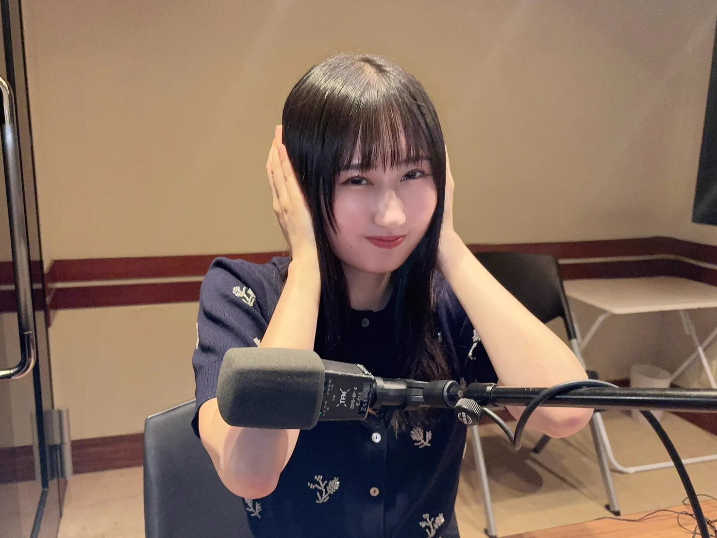 涼 本 あきほ