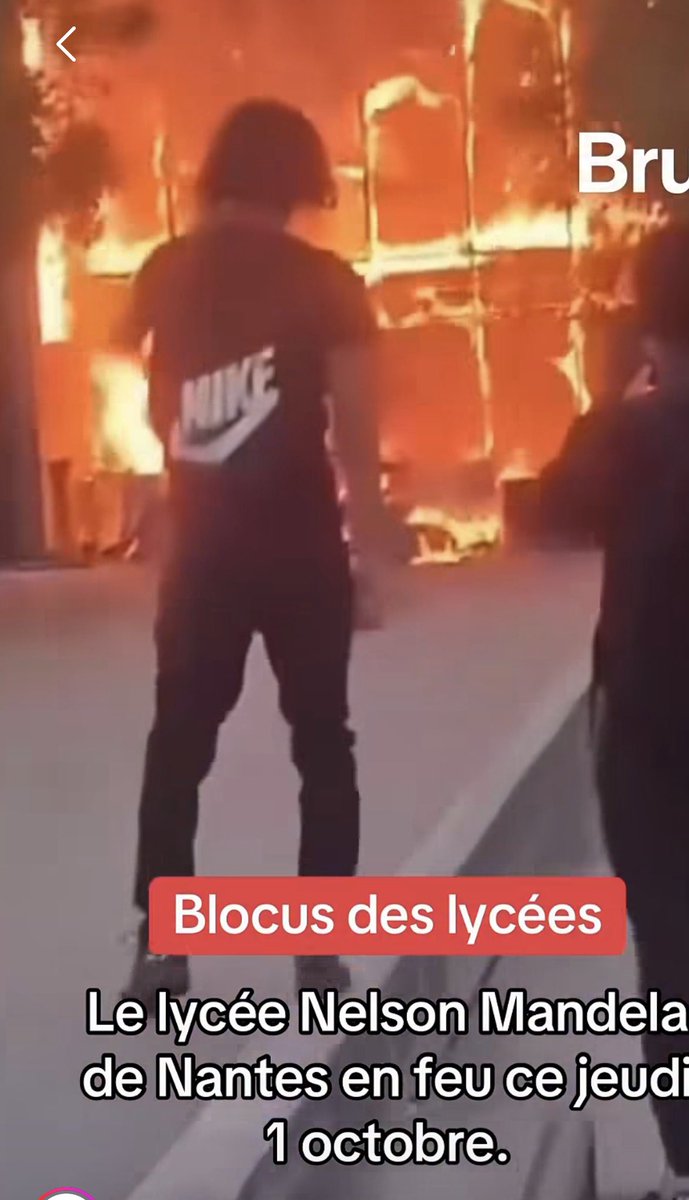 zma_00's tweet photo. @malcopessi @alfaca Tu fais exprès ? https://t.co/UUo5VadOco