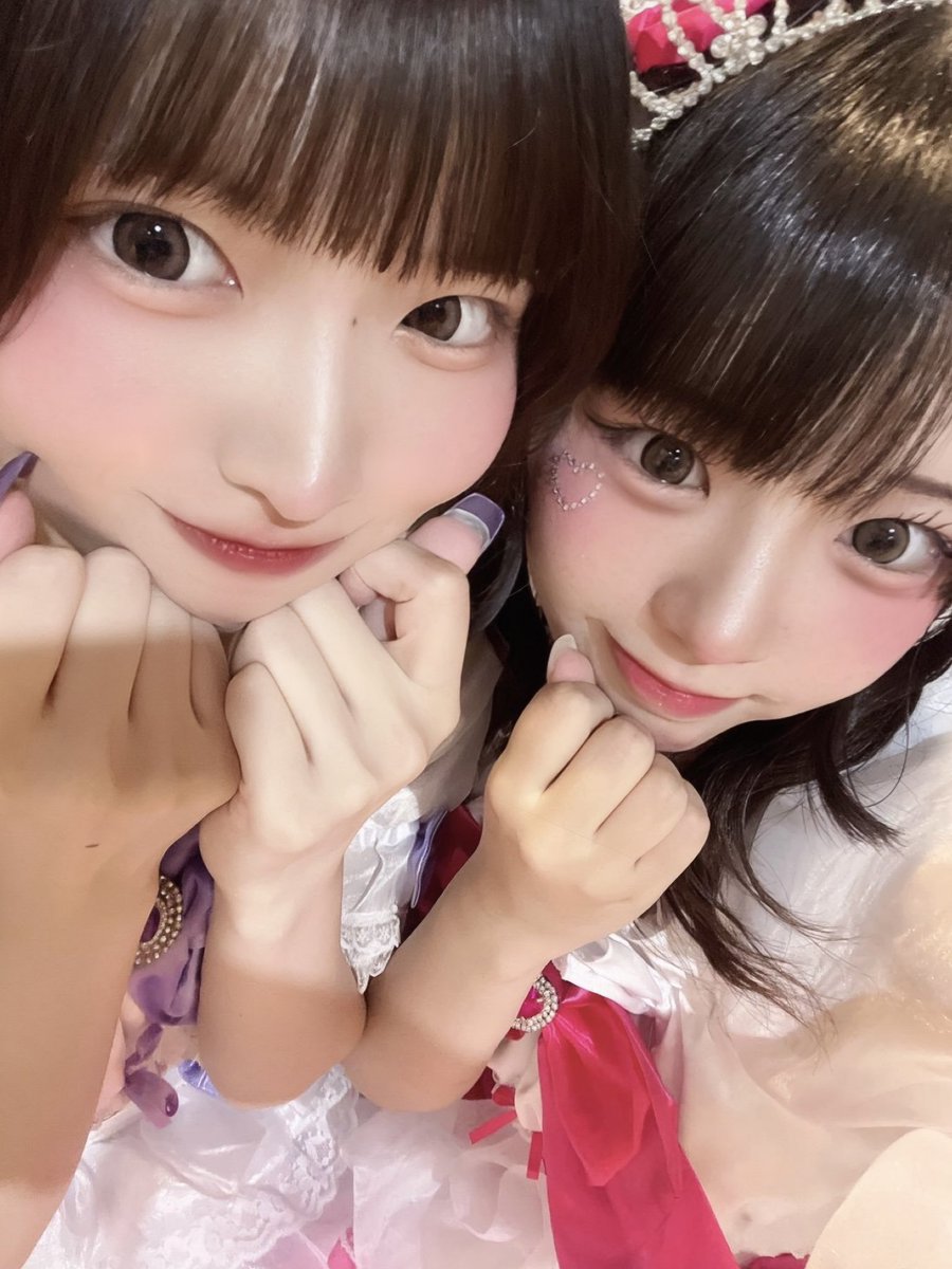 swfr_saku's tweet photo. ティアラが落ちるから下は向かないの https://t.co/zB32UXweVW