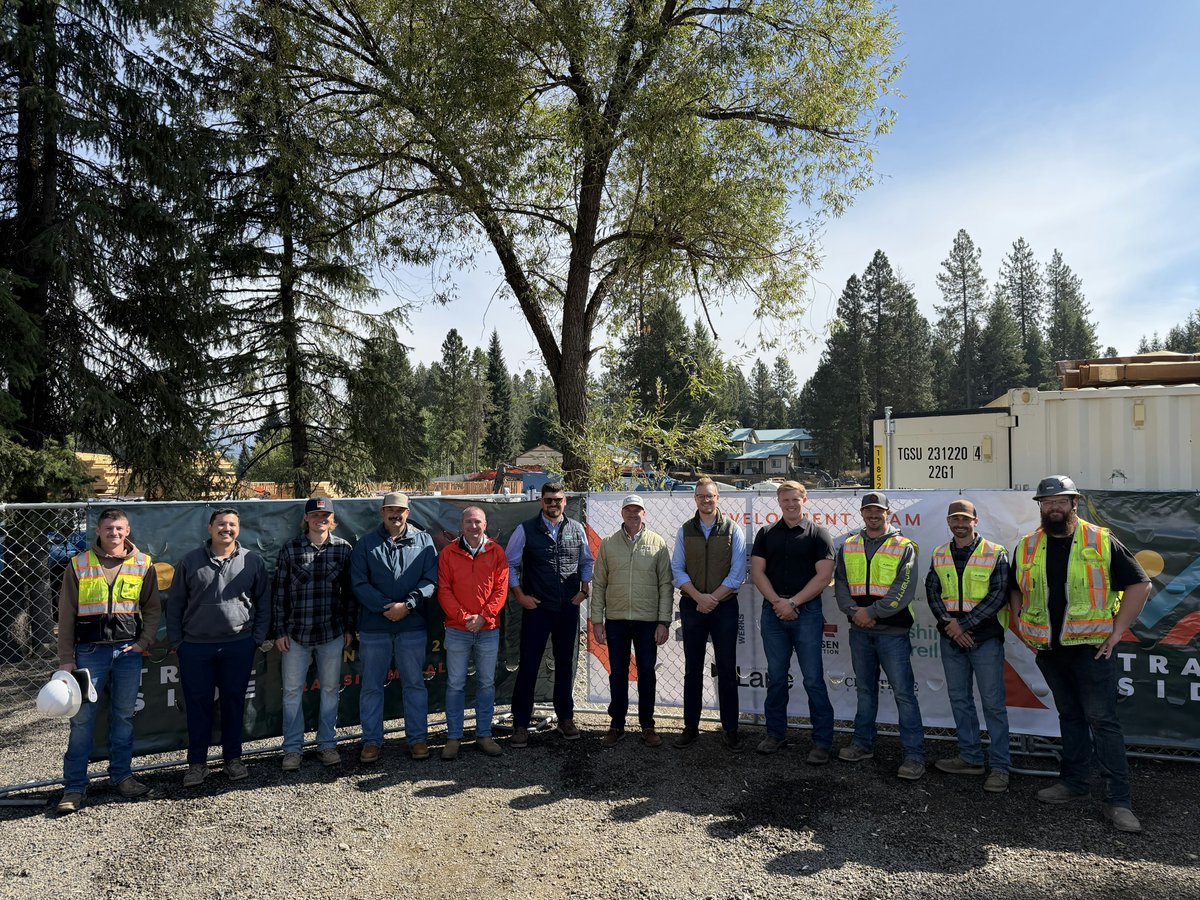 Andersen_Const's tweet photo. We recently broke ground on Trailside apartments in McCall, ID! This project will provide 126 workforce housing units. We're utilizing prefabricated wall panels to stay on schedule and save time and money. https://t.co/bk8w2EML2y