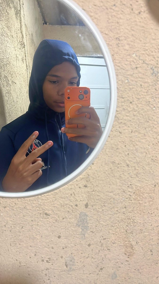 lorranbruxo's tweet photo. 💫😎🤟🏾 https://t.co/LshWINxVMp
