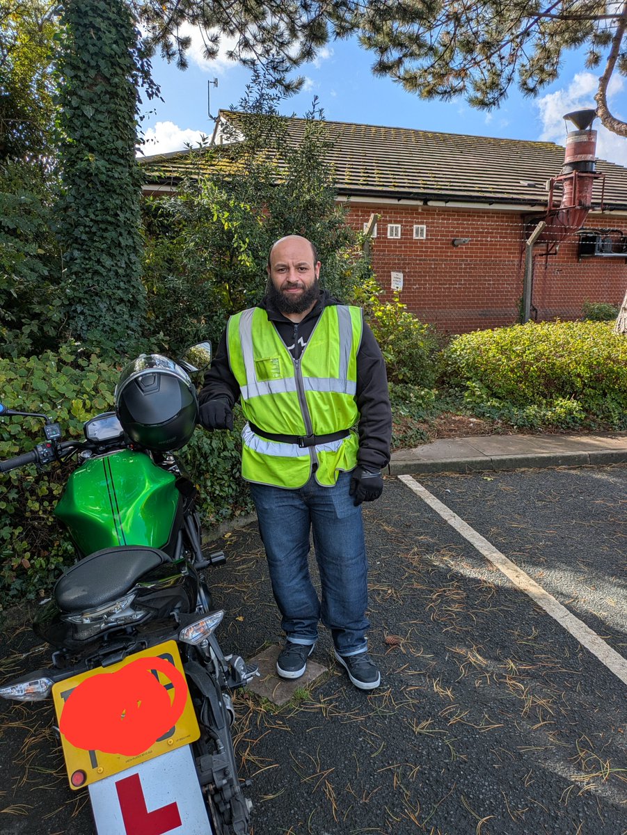 ApexMCT's tweet photo. It's tip top WWWT....that's 'Winning in Worcester and Wolves Thursday', well done Dan and Luke with your Mod2 passes, enjoy the ποΈ shopping https://t.co/yFHrNt0btH