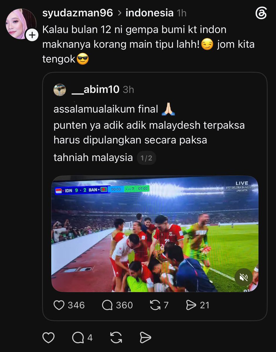 Keeentutt's tweet photo. adu argumen sih wajar. tapi kalo postnya bawa-bawa bencana mulu sampe assume bulan desember gempa di indonesia di relatenya ke sepak bola siiihh, too much ya makcik. sangat gak ada adab dan nol empati. https://t.co/eWVCIeimQO