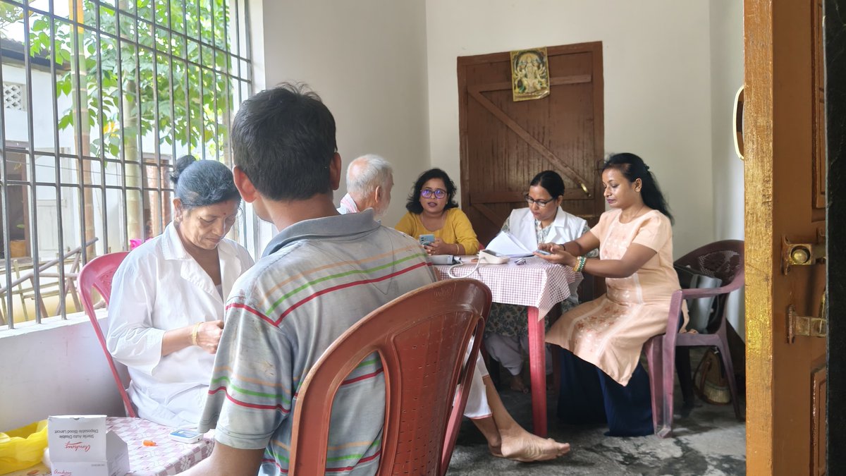NHMSonitpur's tweet photo. An NCD Screening Camp was organized at Ketekibari under Nikamoul Sub-Centre (SC), Bihaguri BPHC. The camp focused on screening community members for common non-communicable diseases. @MoHFW_INDIA @TheAshokSinghal @nhm_assam @DCSonitpur @diprosonitpur https://t.co/nkbwwxuzRS