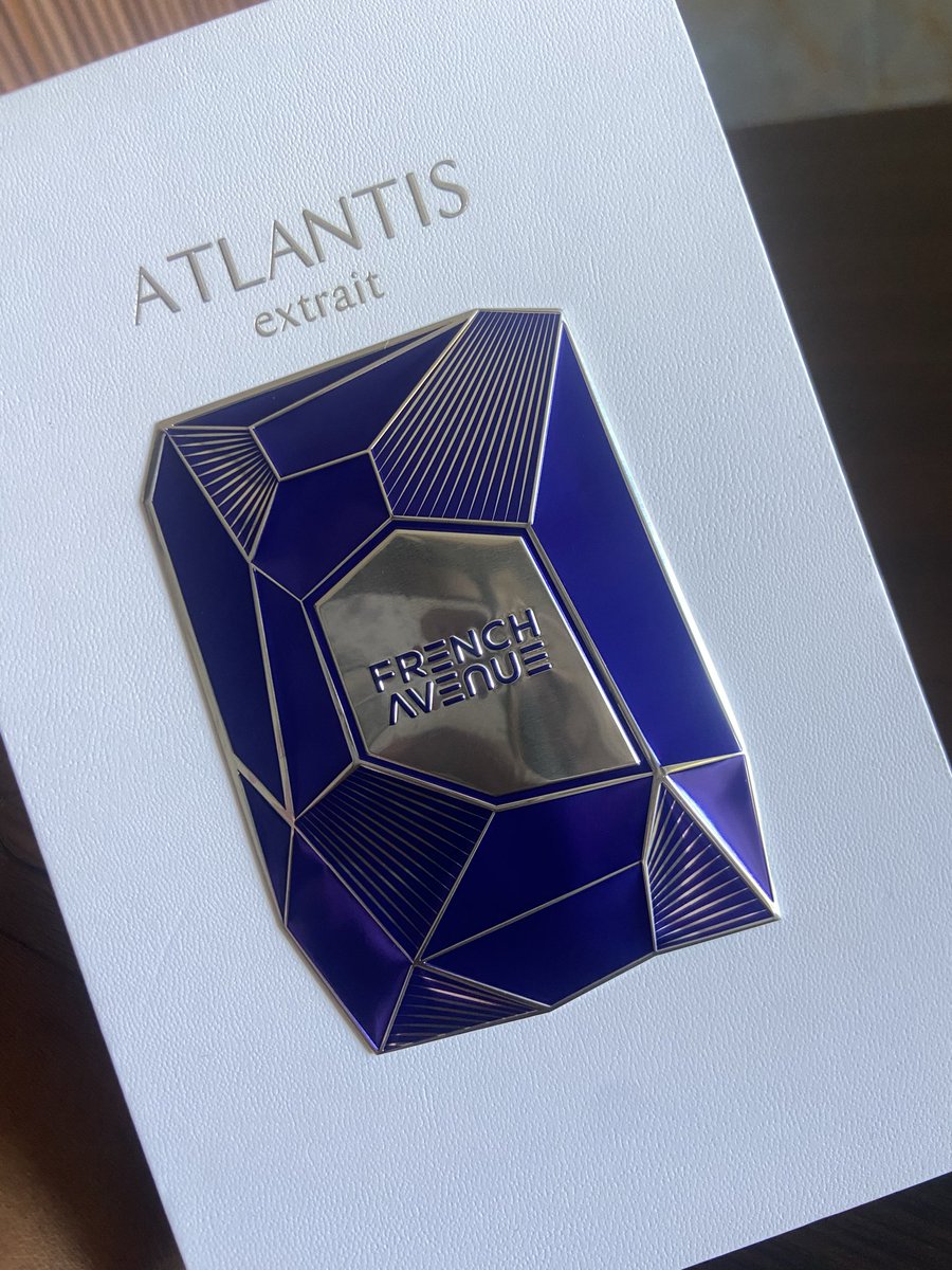 as_kafui's tweet photo. Guys @imbrakoby is my plug 🔌 for perfumes, I shall recommend him on any day, we have never met in person but chairman will make sure I get my order be it in Sunyani or when I seldomly am in Accra. He just sent this and I must say; chairman take your stone. 🙌🙏 https://t.co/h87sI5b2M6