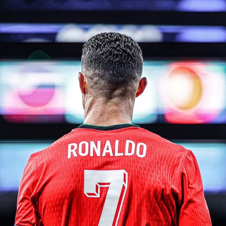 FabrizioRomano's tweet photo. 🚨🇵🇹 José Mourinho: “Too many fake news on my comments about Cristiano Ronaldo and the Portuguese Federation”.

“I did NOT make any comments”. https://t.co/yJgtN6nlB5