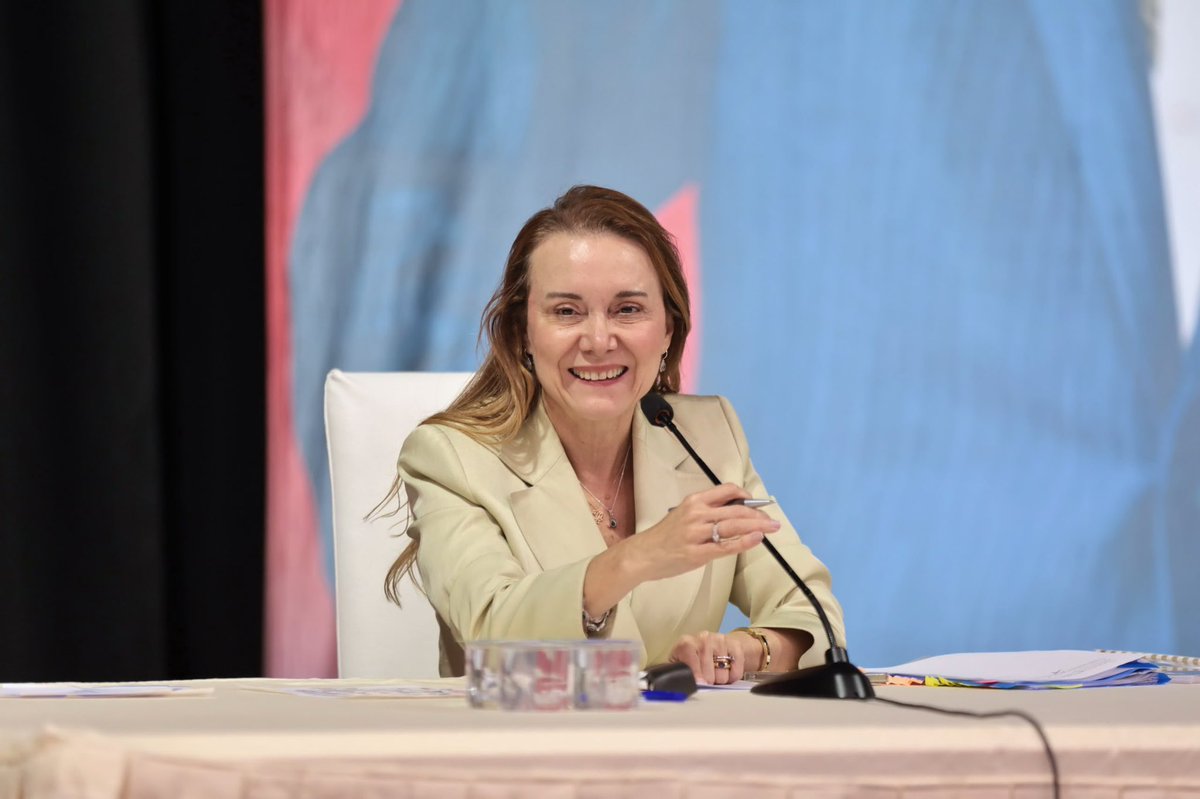 nilufercmutlu's tweet photo. Ekim Ayı Meclis Toplantımızın 1. Birleşimini tamamladık. 

Oturumda alınan kararların ilçemize ve komşularımıza hayırlı olmasını diliyorum. Daha güçlü bir Konak için hep birlikte çalışmaya devam ediyoruz. https://t.co/owk48vhdpa