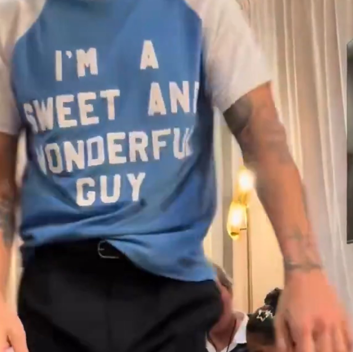 grciekissco's tweet photo. “i’m a sweet and wonderful guy” YES YOU ARE https://t.co/KcRiSDjbgi