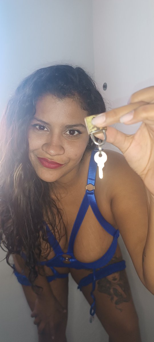 AmaMich01's tweet photo. Locktober has arrived, the month where your ego will be controlled by me. Locked up and even humiliated will be all you feel. 

Are you ready to relinquish control? Send me a picture when you are. 

#chastity #Control #Domme https://t.co/JD4l8xT75C