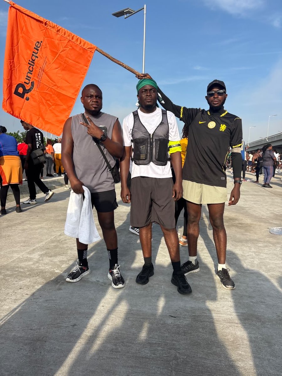 GovvmentJ's tweet photo. RUNCLIQUE came out to celebrate Nigeria’s Independence by doing what we know best—running! 🇳🇬🏃🏾♂️
We are not, and will never be, a political support group.
Though some people misunderstood and attempted infiltrate the movement, we stood firm and came out successful.
#RunCliqueHq https://t.co/bYRejERl37