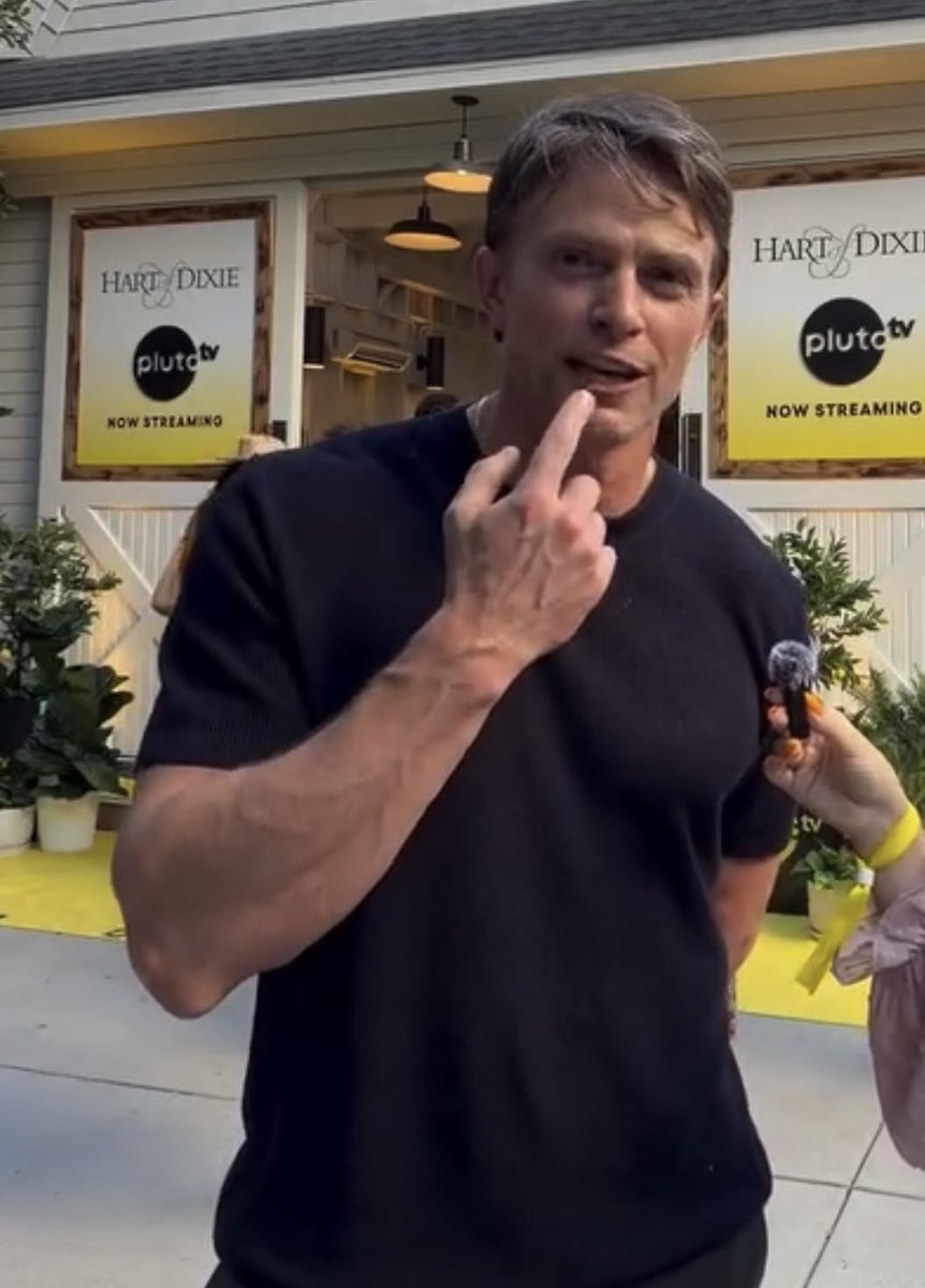 dextherevelator's tweet photo. genuinely what are they feeding him https://t.co/Ha8QrRpzvh