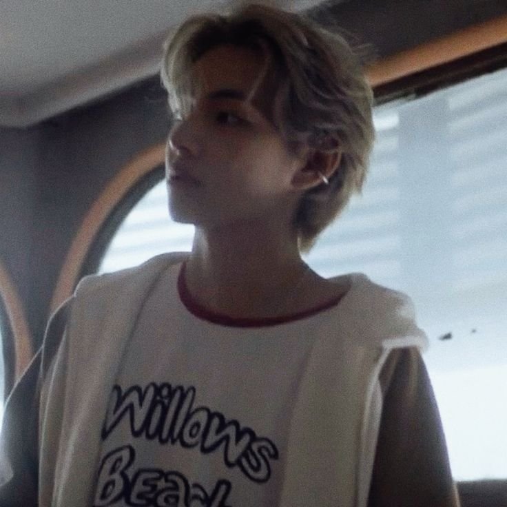 AIphaGuk's tweet photo. The Devil's Heir

────୨ৎ────
Chapter 2: Stranger Danger 

♡ #taekookau #taekook 
♡ Alpha Jeon Jungkook
♡ Omega Kim Taehyung
♡ Organized Crime Au 
♡ Kid fic
♡ Second chances

📌 https://t.co/ldjSulgGQN https://t.co/IVJwIIRzhc