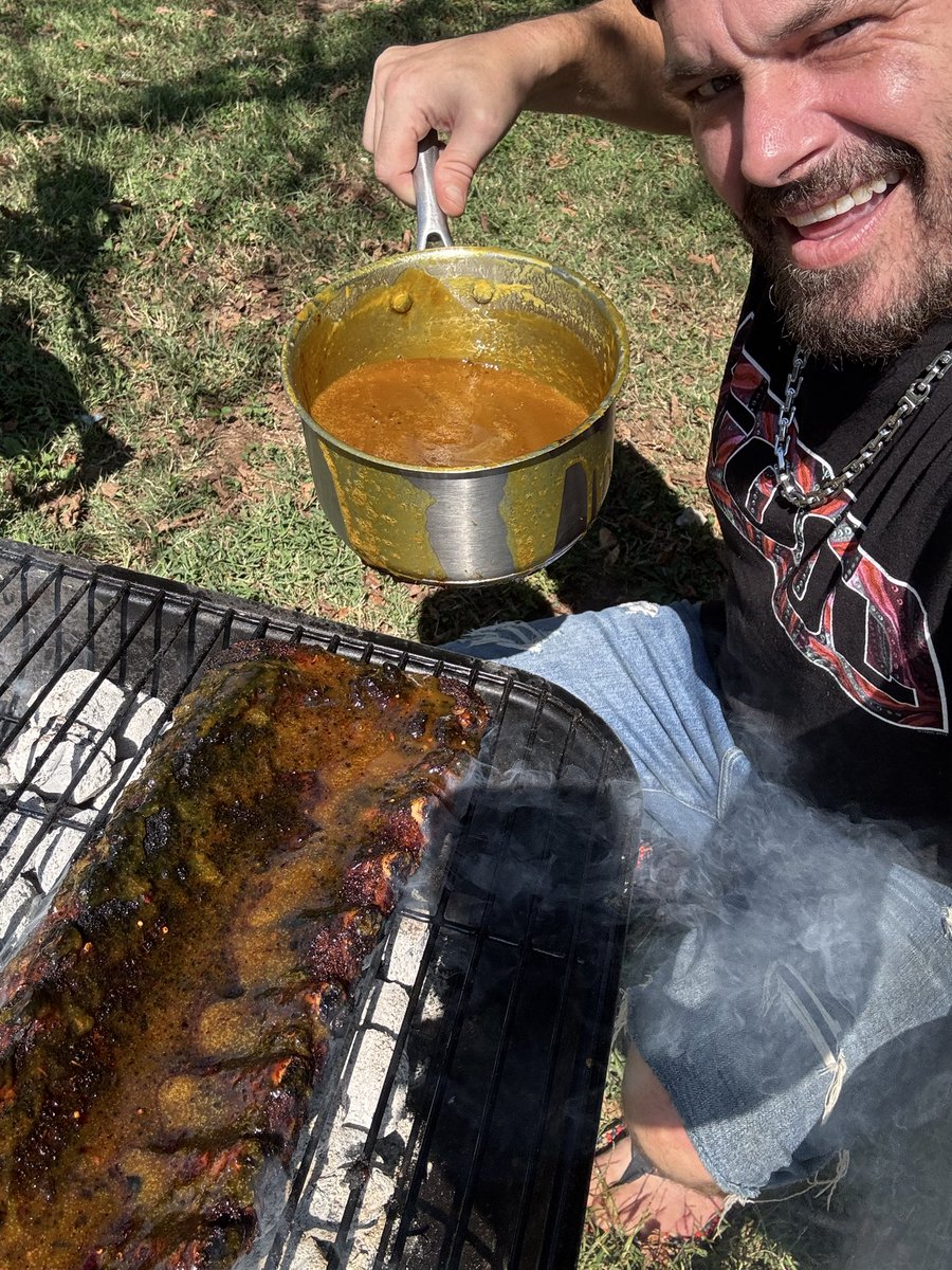 gOnzOd0g's tweet photo. Sweet Trailer Park Gold!!! https://t.co/uHCCWgBvDG