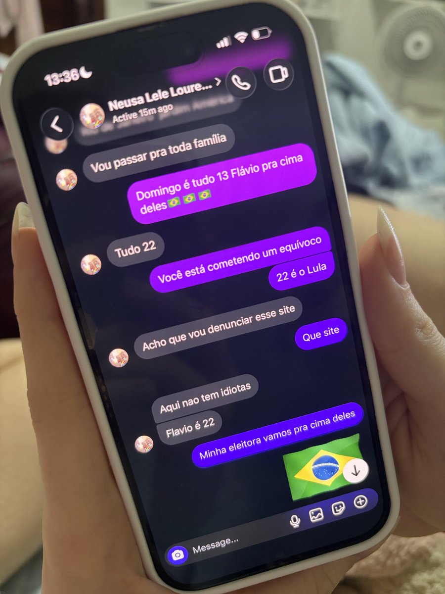 jnkstarss's tweet photo. julinha doente KKKKKKKKKKKK https://t.co/nTX2Ez3kYy