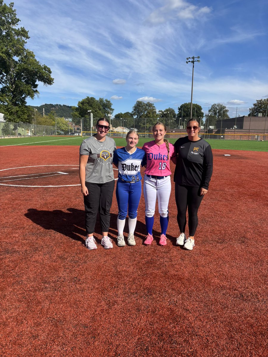 EHickman2028's tweet photo. Such a great camp @UcwvSoftball!!! Thank you to all staff and players who helped coach me, and for hosting the great camp!! Loved the team atmosphere and the scrimmaging! I had a blast❗️

@CoachTaylorW 
@maddiekrausee 
@LadyDukes_White 
@Coach_WhiteWV https://t.co/qoiOBN2zpO
