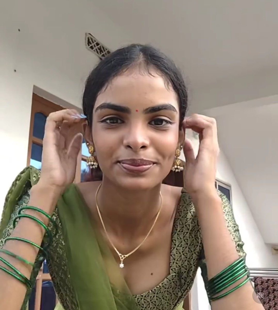 psychop33634634's tweet photo. Follower frd ooda gf mundaaa veriyeaa irukiyeaa di una la bdsm panni okkanum🤤 d thevdiyaa munda un kai kaal ah katti potutu una adichu adichu okkanum d andha mole ah paathute un molaa kaambaa kili thirigi vidanum d apudiyeaa sonaguvaaaa thevidya mundaaaa shhh sorgam da ephaa 🥵 https://t.co/EDgv20fbxj