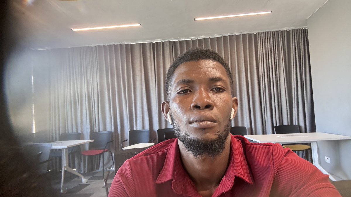0xWeb3DevRel's tweet photo. From Togo 🇹🇬 → Ghana 🇬🇭

I’m currently in Accra at Google, learning more about privacy and payments with Zcash by @ZcashGH 

Another journey across borders not just to attend, but to learn, contribute, exchange ideas, and build together.

There’s still so much to explore at the intersection of privacy, payments and real-world crypto adoption.

Back to building. 🛡️😁