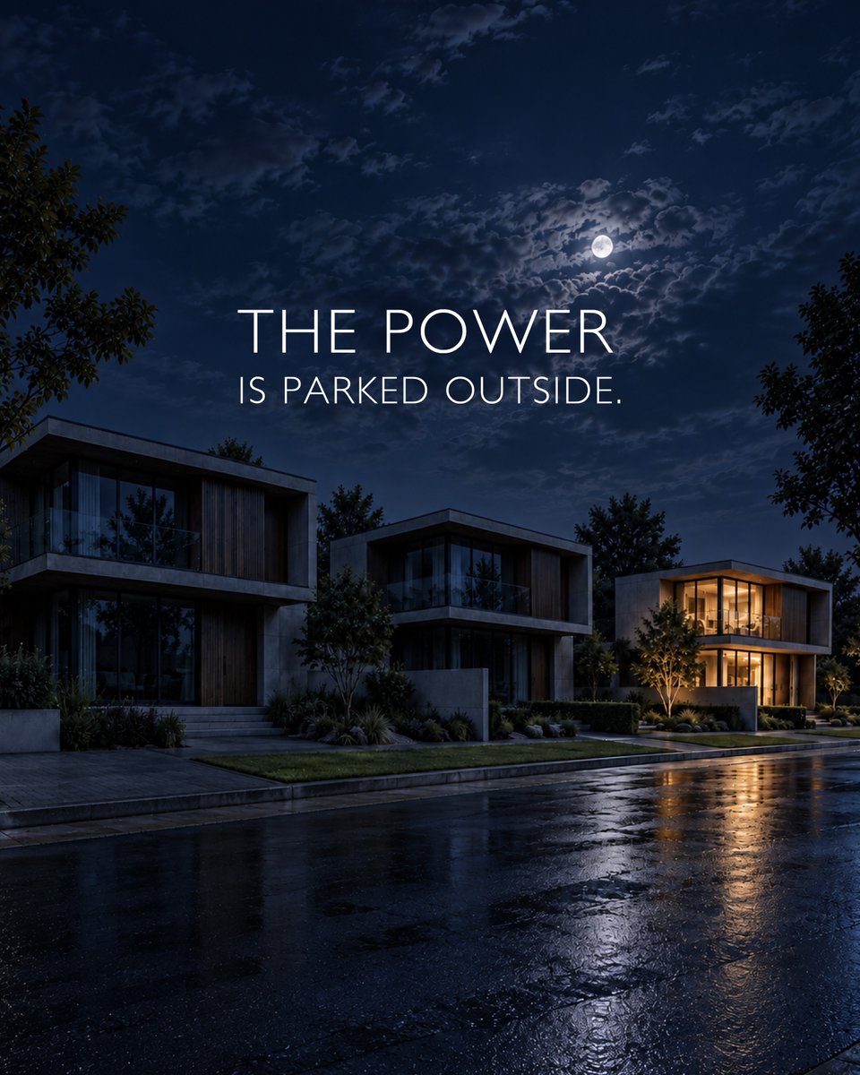 MGMotorIn's tweet photo. India’s First Vehicle-to-Home (V2H)*. Because the power of an EV shouldn’t stop at the road.

With the MG Hector Tomahawk EV, stored battery energy can be used to power your home when needed, bringing a whole new dimension to what an electric SUV can do.

*T&C Apply

#MGHectorTomahawkEV #PlugInToTheFuture #MGMotorIndia #MorrisGaragesIndia