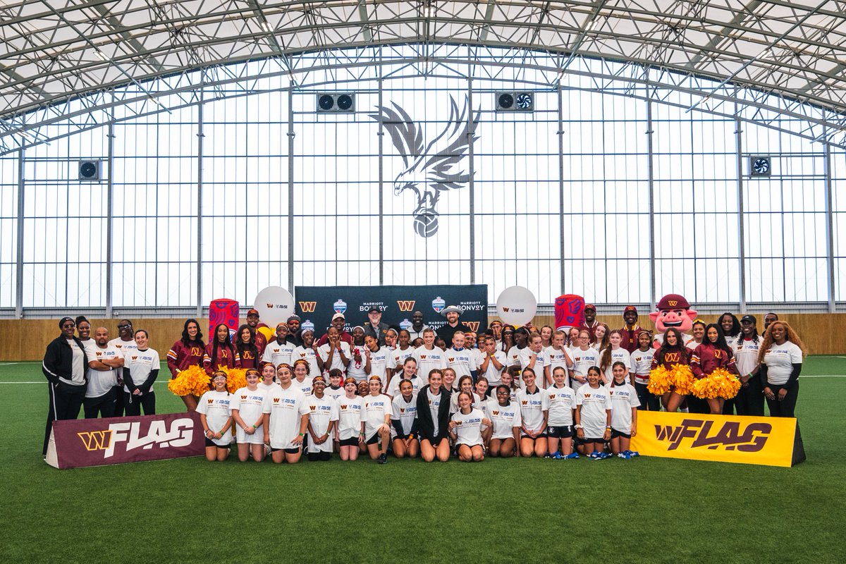 Commanders's tweet photo. Growing the game in the UK! 

@CPFC | #RaiseHail https://t.co/i8WCr65zEc
