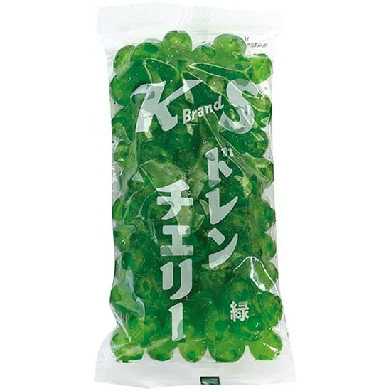 RnR_Equipment's tweet photo. オカンは風邪で熱を出すと絶対に「あのニセモンの体に悪そうなサクランボみたいなやつがのった安いケーキを食べんと死ぬかもしれん…」という。
しょうがないので自転車で買いに行ってたんだけど…
あのニセモンっぽいのが「ドレンチェリー」という名前で本物のサクランボから出来ていると最近知った。 https://t.co/WY5gbYUhlE