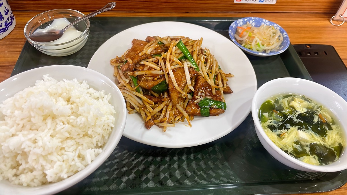 shimadaliver's tweet photo. 池袋「一口香」
いっこうしゃんって読みます🍖

レバニラ炒め1100円 
レバー評価：レレレレレバー ★★★★★

https://t.co/XkgvEBVPEC 

#レバー #レバニラ #ニラレバ #レバー週間 #TokyoFood https://t.co/kNBzeedOme