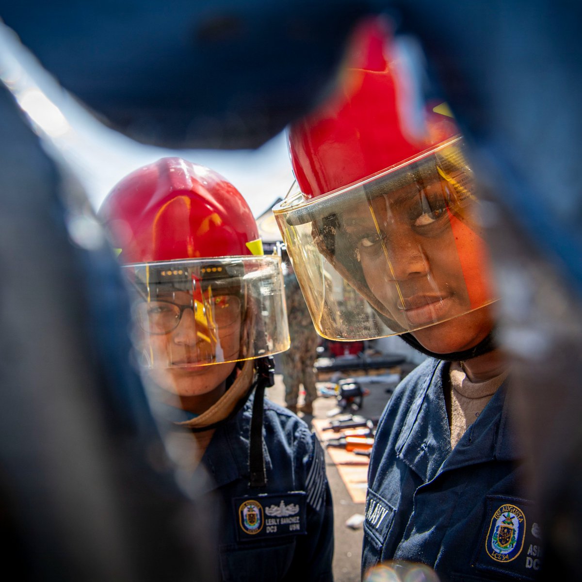 SurfaceWarriors's tweet photo. Next-Gen Gear. Same Unbreakable Resolve.⚡
Sailors recently tested new damage control equipment at the Annual Damage Control Symposium 2026 on board Naval Base San Diego on Sept. 23, 2026.
📸 MC3 Jordan
#SurfaceWarriors | #USNavy | #ReadyOnArrival
@USNavy | @USPacificFleet https://t.co/MfifCaw35m