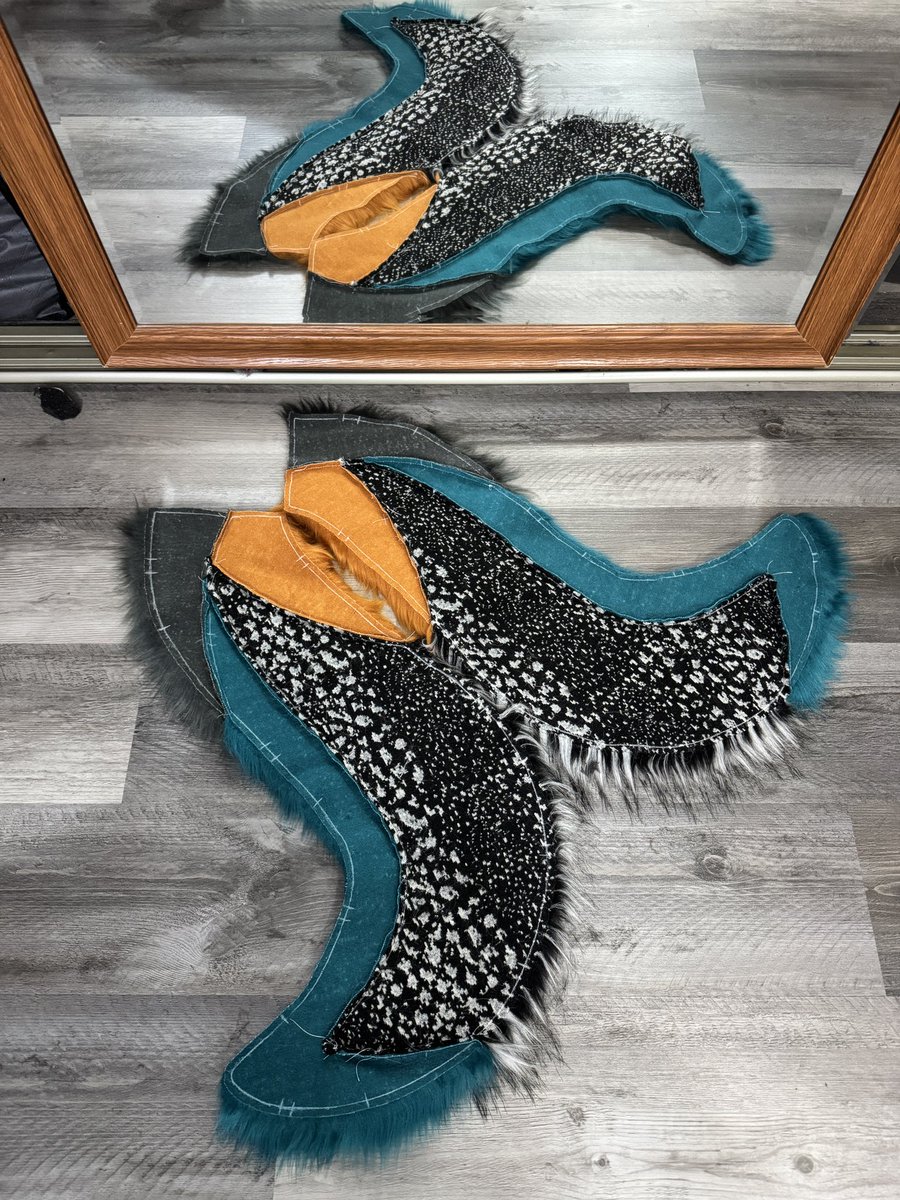 starbrightsuits's tweet photo. Obsessed with the fur for the premade!! 🫣💘 https://t.co/7G3Y6rb0bp