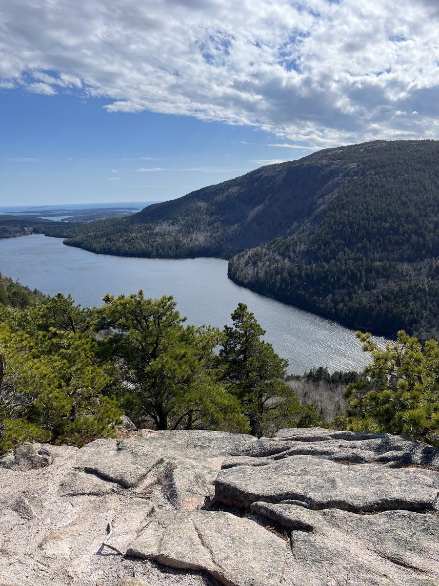 rose_vivacious's tweet photo. This was a healing climb for me in April 2024 at the Acadia National Park in Maine. May 2023 I lost my father never grieved just kept working &amp; ignoring my loss so I didn’t have to feel the pain. This view helped to begin to heal from the loss &amp; being away from my family in FL ❤️ https://t.co/C2RknxA3qz