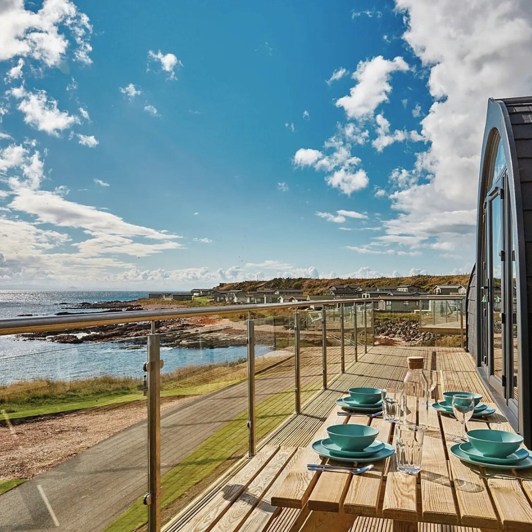 pitchup's tweet photo. One for the coastal walk enthusiasts.
Sauchope Links Park is a short stroll from #Crail and its beaches, with a scenic path into the village and #StAndrews just 20 minutes away.
There’s a heated outdoor pool waiting back at base, too. 🌊
https://t.co/hpcN77oSYb https://t.co/P0Eq76L1YS
