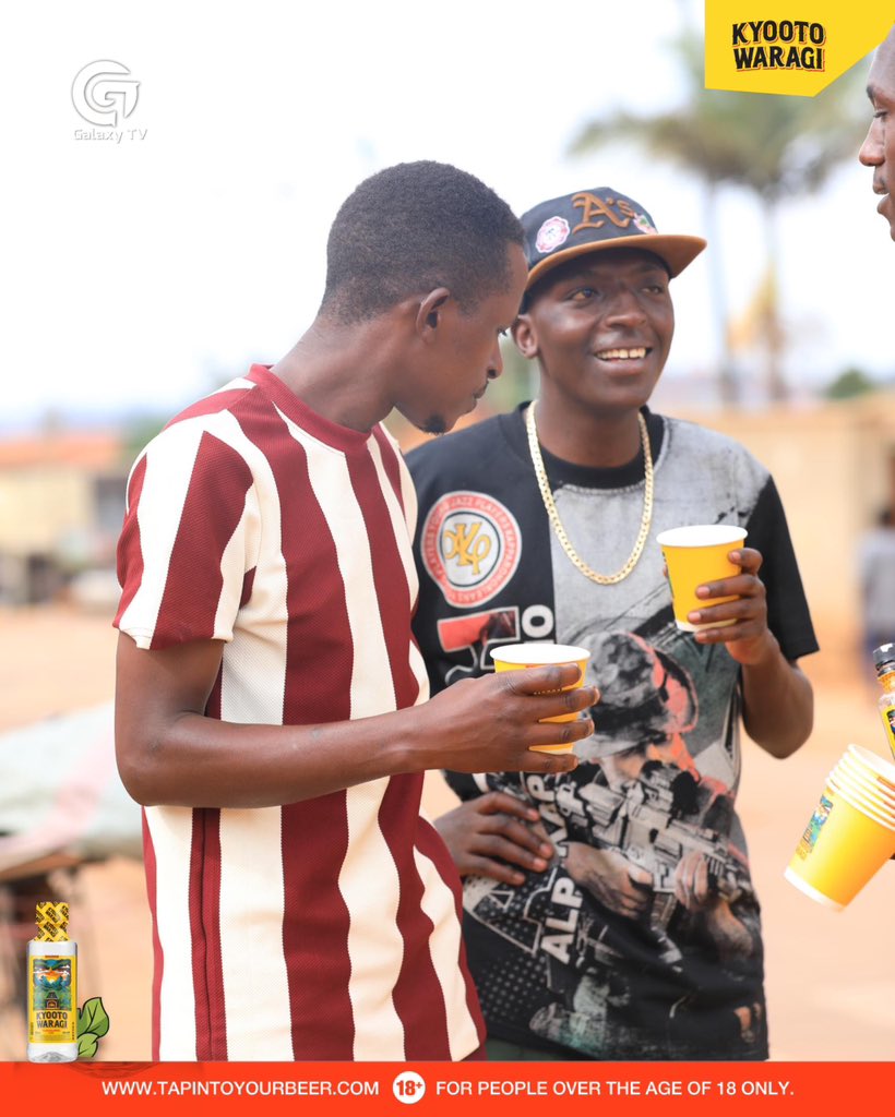 GalaxyTVUg's tweet photo. Kibumbiro came alive today as the Kyooto Waragi tour rolled into town! .
#ZzinaLifeStyle | #KyootoGin | #StrongStartSmoothFinish https://t.co/CK2YLu4tKr