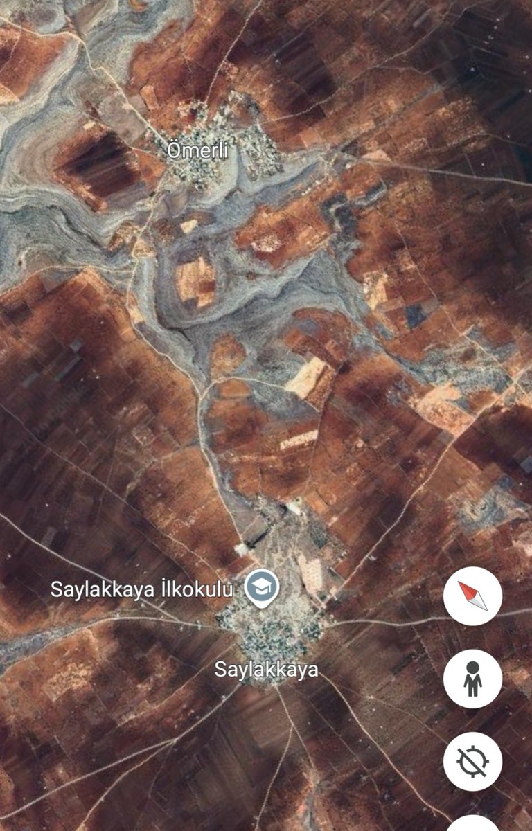 etnikce's tweet photo. Dem Parti Kadın Meclisinin ziyaret ettiği Türkmen köyü Saylakkaya köyü. 

Burası terörist başı Abdullah Öcalan'ın köyü olan Ömerli'ye en yakın köydür.

Köy tamamen Türkmen olmasına rağmen maalesef DEM oyu da bir miktar var.

Etraftaki Argıl, Durak ve Ortayol da Türk yerleşimidir. https://t.co/nWGAedjWZx