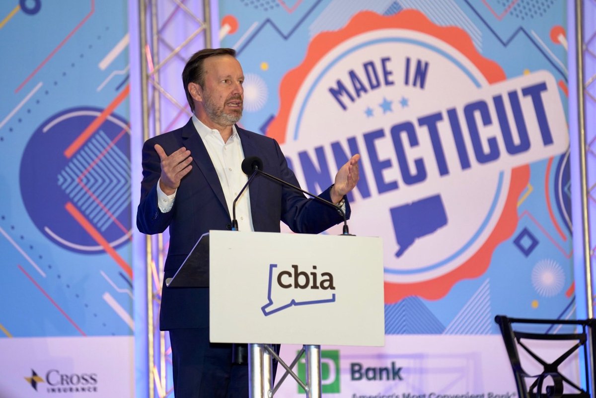 CBIANews's tweet photo. Thanks to @govnedlamont and @ChrisMurphyCT for sharing their thoughts and perspectives with the hundreds of business leaders at the Made in Connecticut: 2026 Manufacturing Summit. #MadeinCT https://t.co/DDoS08CwXB