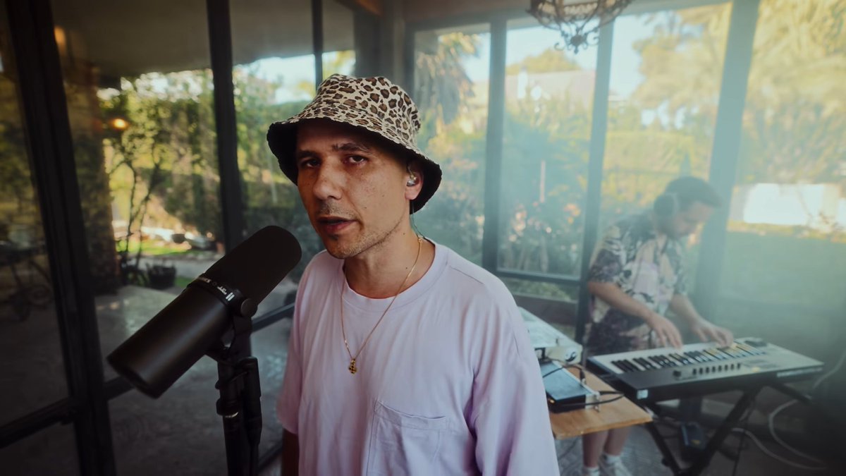 EstrenoMusicalX's tweet photo. 🧠 Jaloner juega con el lenguaje hasta perder el control en las sesiones de ControlR https://t.co/7tjfmgLq9X
#Jaloner #ControlR #Rap #Freestyle #Improvisacion #Rimas #Lenguaje #HipHop #RapEspañol #EstrenoMusical https://t.co/Y5zKuaUTZO