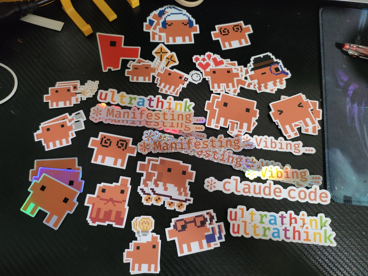 Cillian_Yao's tweet photo. @hqmank i bought these stickers from the Anthropic official website before, but i really want the official plush toy too!!!🥺🥺🥺 https://t.co/yuTi0z5r2B
