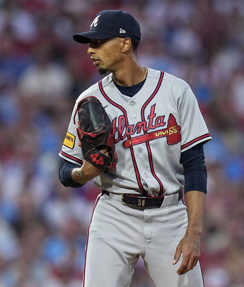 kapunka14867922's tweet photo. Mister #RayKerr
Ray Kerr...
avoid rushing ✨️
focus your mind
you have the power and the ability to exercise patience when making decisions. You are a winner!
#Braves 🍀
with you 🧙 https://t.co/6yRu7fZzSo