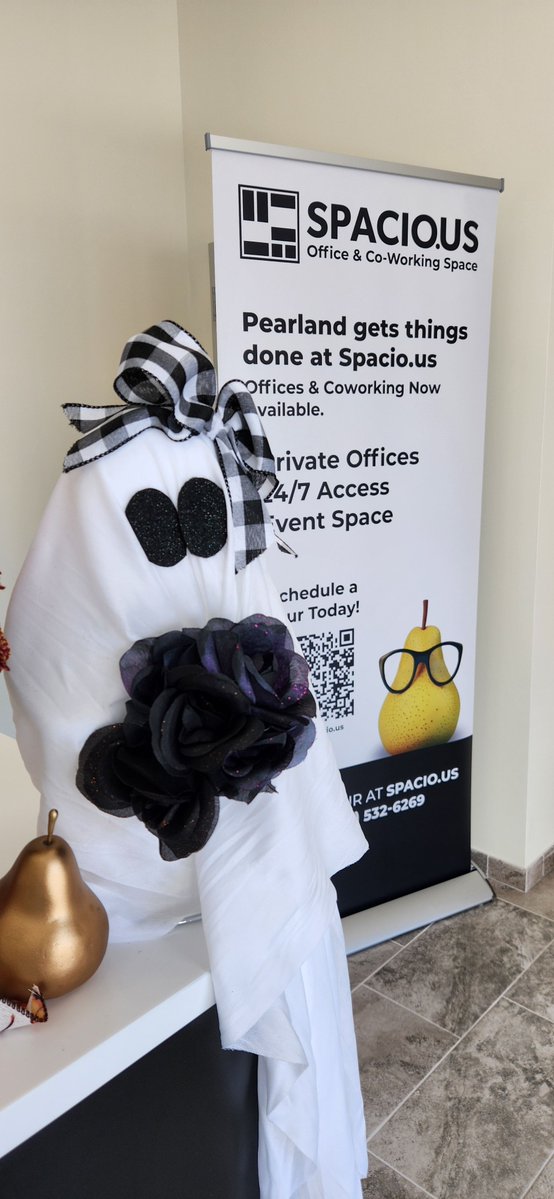 spacio_us's tweet photo. Planning your company holiday party?

Skip the crowded restaurant and celebrate together in a space you can make your own! https://t.co/3CSZvn5riY offers a flexible event space with room for dining, games, entertainment, awards, and team-building https://t.co/VkQWCsH7yC