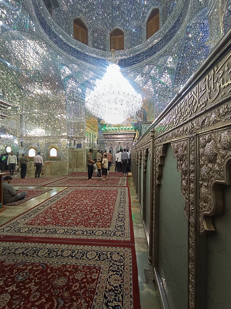 rasool_nmv's tweet photo. به نیابت از همه شما عزیزان که توییت رو‌ می‌بینید نائب الزیاره در حرم حضرت شاهچراغ ع هستم..

انشاءالله که حاجت روا باشین 🤲🏻 https://t.co/Uro623ANld