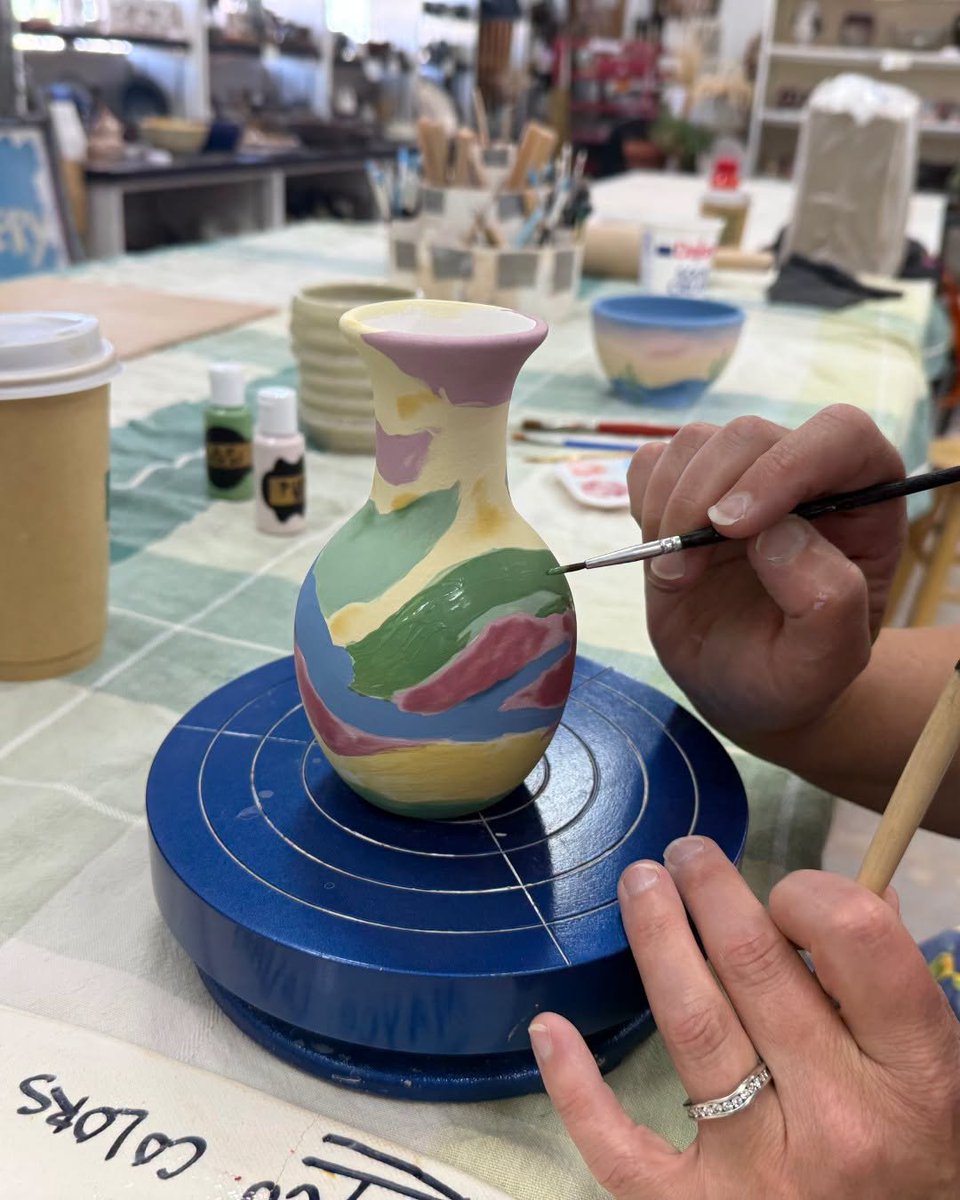 Airstream_Inc's tweet photo. Camp Airstream: Santa Fe is in full swing!

From hiking with llamas to painting pottery, Camp Airstream: Santa Fe is an exceptional and hassle-free experience you don't want to miss. 

There are still spots available, reserve yours now: https://t.co/pPgZtN5qMA https://t.co/pZCB9cCeXD