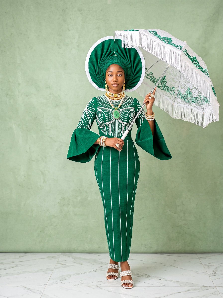 sylprincesa's tweet photo. It's a beautiful October 💚🎉 

Celebrating Nigeria @66 
Happy new month y'all!!🤗

#october1st #indepenceday #GraphicDesigner #aicontentcreator https://t.co/W4LQ7ikLbm