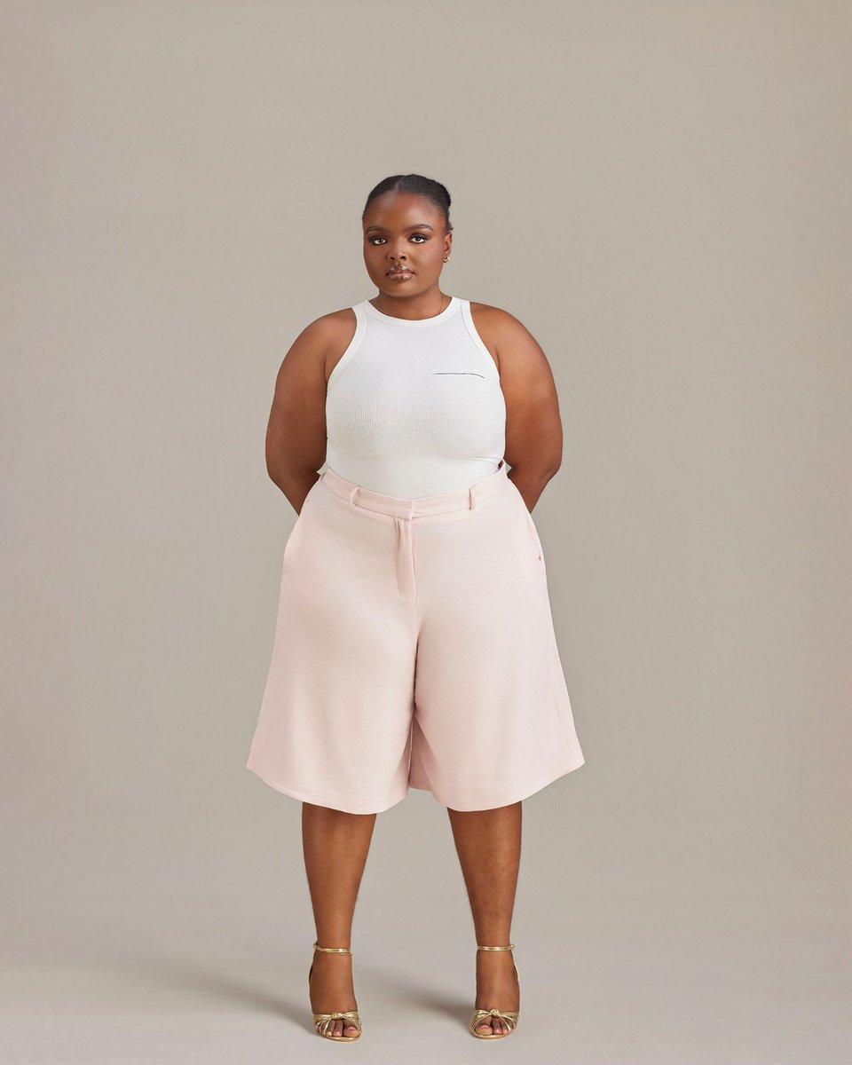 foluadig's tweet photo. Folu for Discount Darling🤩
Available for modelling gigs 🫶🏽 https://t.co/wKpc6jtFwq