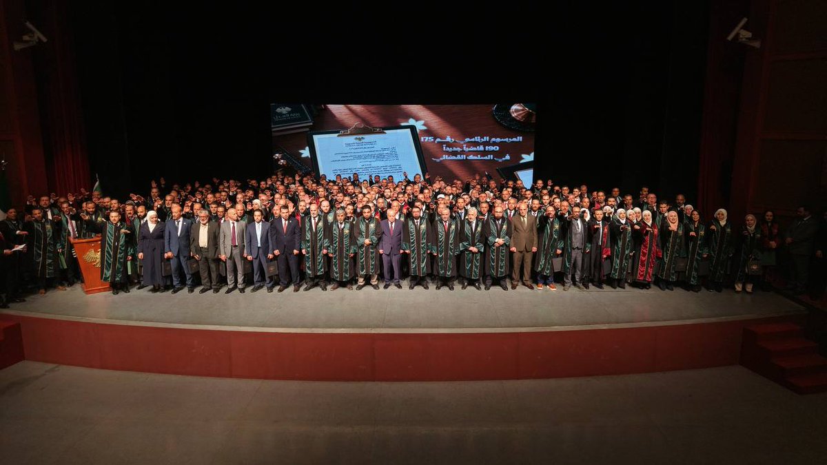 SyrMOf's tweet photo. وزارة العدل تقيم حفل تكريم القضاة الجدد، بحضور وزير العدل الدكتور مظهر الويس، ورئيس مجلس الشعب وأعضاء مجلس القضاء الأعلى، وعدد من القضاة والمسؤولين، بمناسبة صدور المرسوم الرئاسي رقم (175) لعام 2026 المتضمن تعيين 190 قاضياً، وأدائهم اليمين القانونية ومباشرتهم مهامهم. https://t.co/GGRLpWB3P8