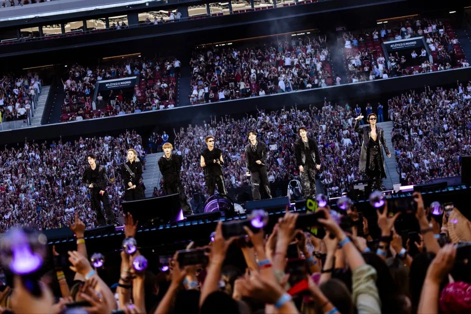 bangtANNEstyle's tweet photo. @AboutMusicYT BTS the world's biggest group in any genre 🔥💜

I vote for #ARIASBTS at the 2026 ARIA Music Awards. https://t.co/VN58zxPOPN