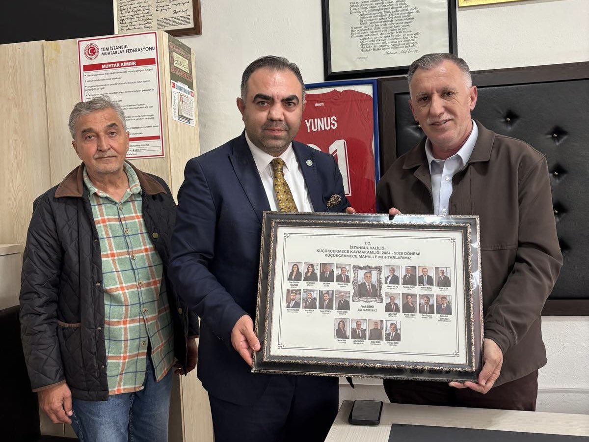 IyipartikCekme's tweet photo. İlçe Başkanımız Rasim Yıldırım ve Yönetim Kurulu Üyelerimizle birlikte Sultanmurat Mahallesi Muhtarı Sayın Faruk Demir’i ziyaret ettik.

Nazik ev sahipliği ve misafirperverliği için Sayın Faruk Demir’e teşekkür ediyor, çalışmalarında başarılar diliyoruz. https://t.co/fhPxDXCo8q