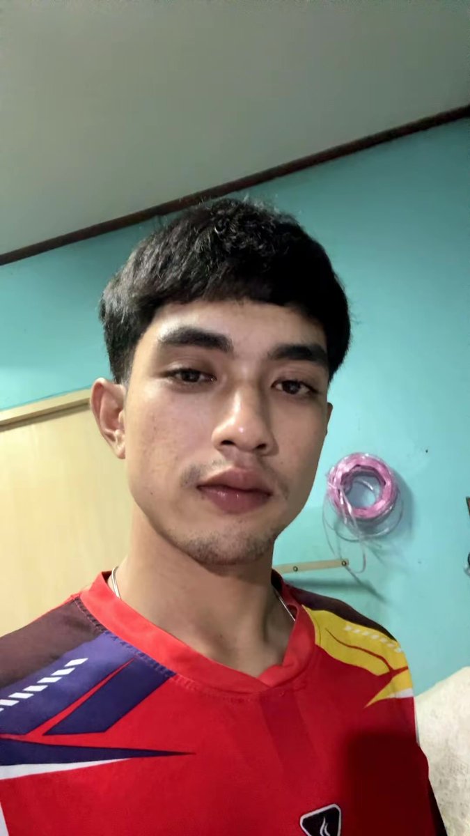 Pooooooi0nq's tweet photo. เราพึ่งเลิกงานส่วนคนอื่นหลับไปแลัว
#หาเพื่อนคุยก็ยังดี #ภูเก็ต https://t.co/Bsz7kOGL97