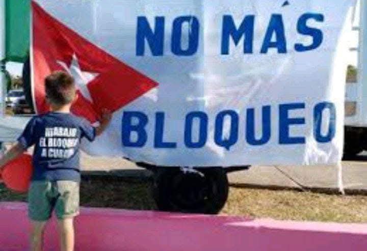 malagon_valdes's tweet photo. "El bloqueo es cruel, es duro, es una medida impuesta contra el pueblo, contra hombres, mujeres, niños; el bloqueo es, incluso, un acto genocida". #Guane #PinardelRío  #FidelPorSiempre #TumbaElBloqueo https://t.co/OZvUKL5YMc
